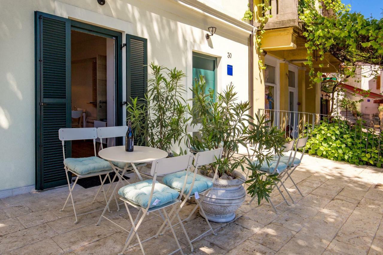 Rika Apartments On The Seaside Esterno foto